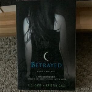 House of Night book bundle like new